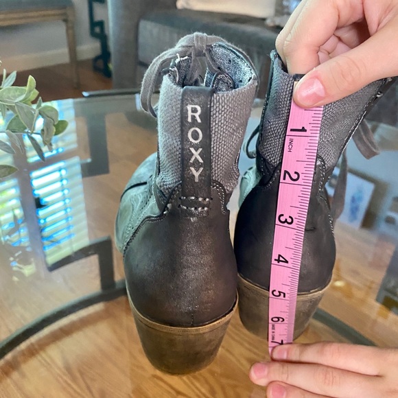 Roxy Grey Ankle fashion boots size 8 - Picture 4 of 4